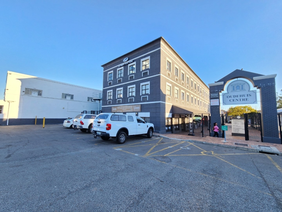 To Let commercial Property for Rent in Somerset West Western Cape